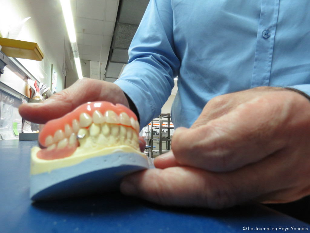 Prothèse dentaire : est-ce douloureux ?